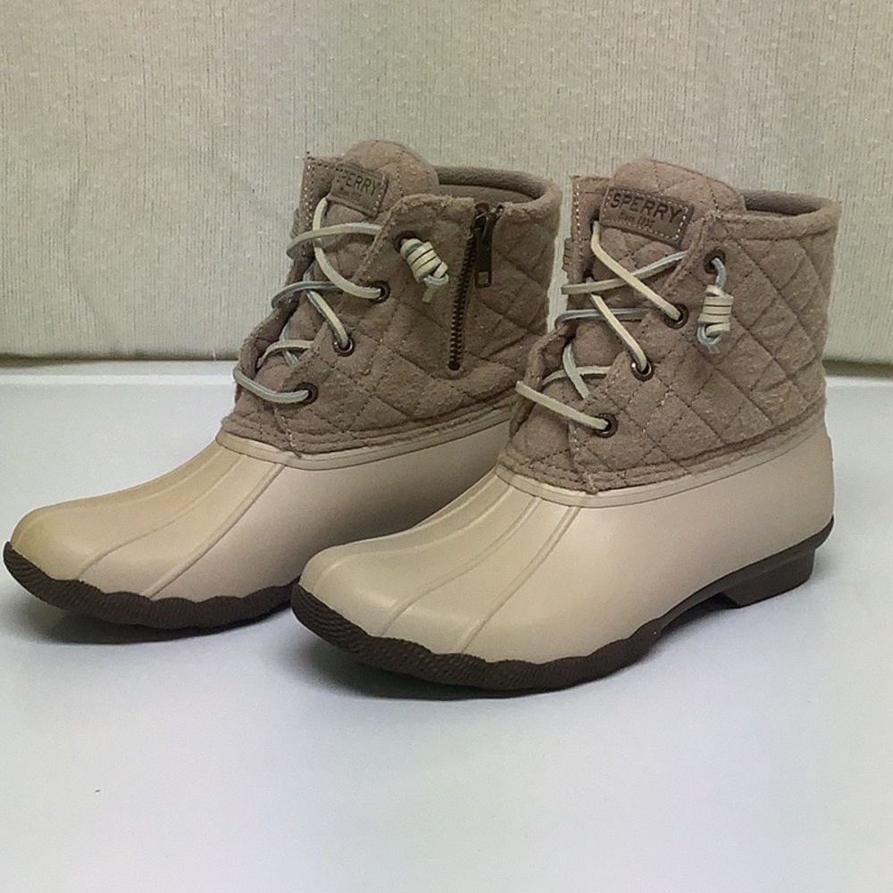 Sperry Saltwater quilted duck boots